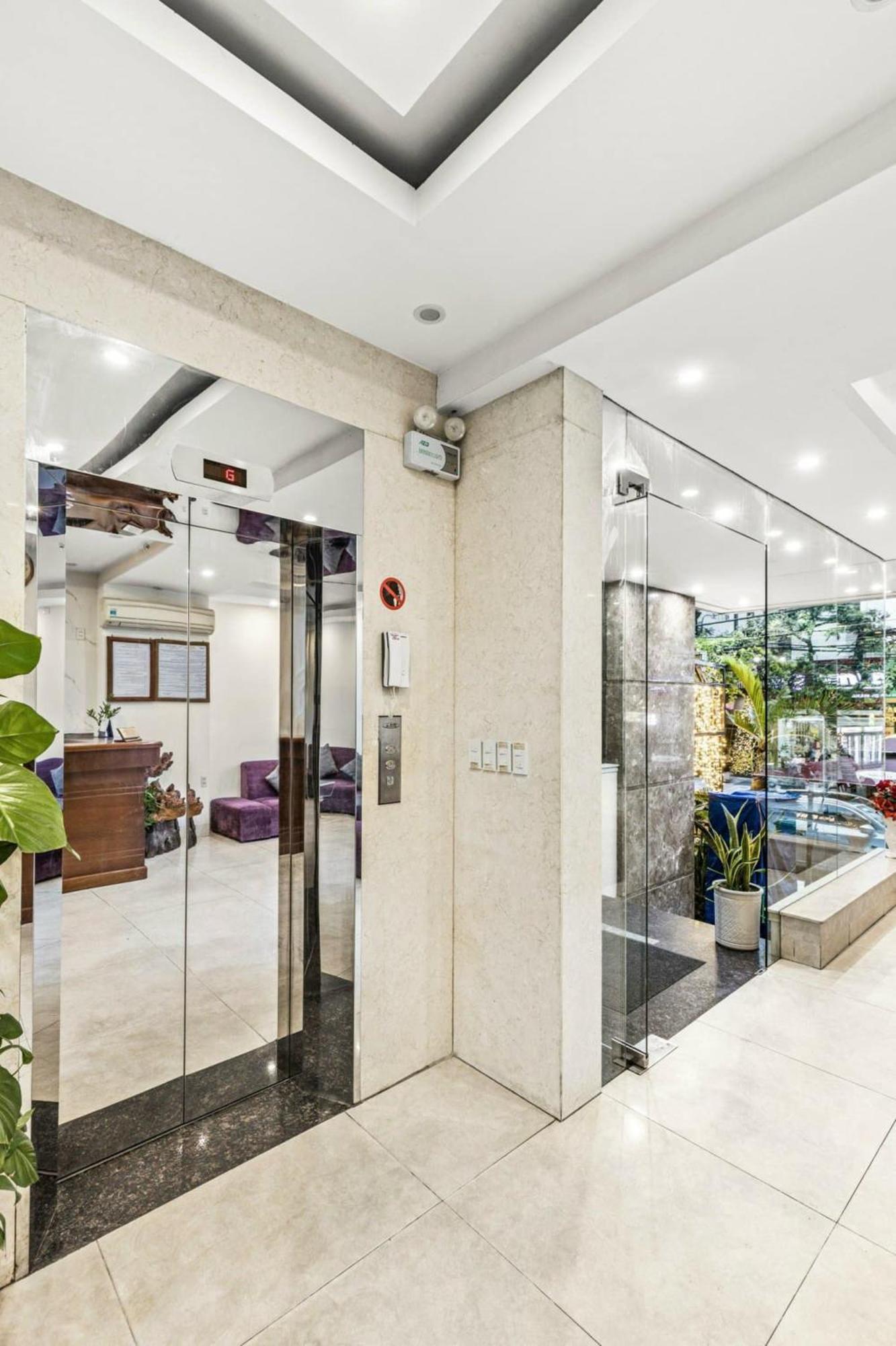 Twilight Beach Hotel Da Nang Eksteriør billede