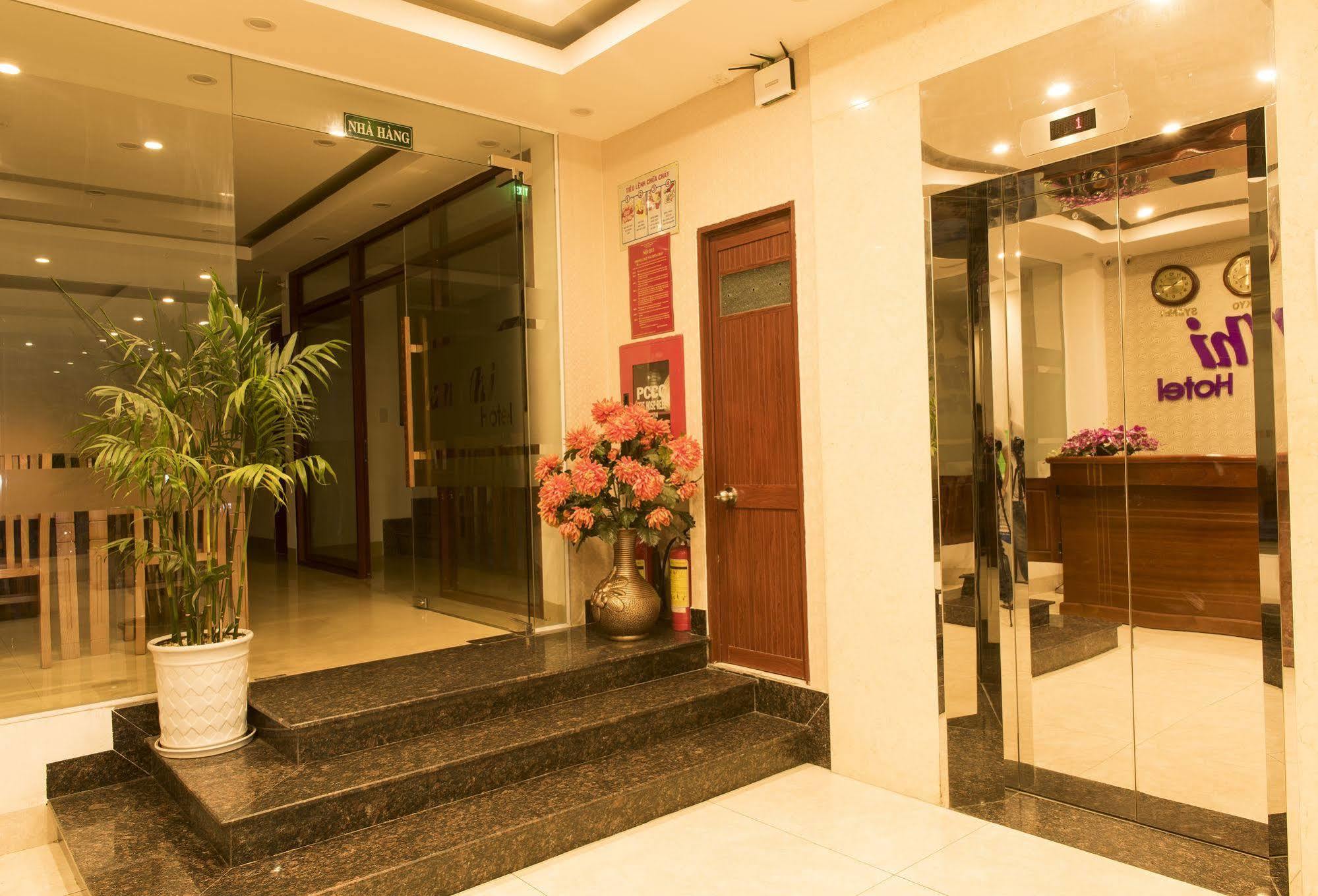 Twilight Beach Hotel Da Nang Eksteriør billede
